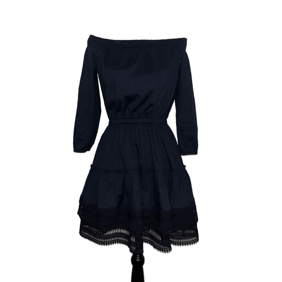 Chelsea28 Off the Shoulder Tiered Navy Dress. Size 4. Excellent condition! - Picture 2 of 5